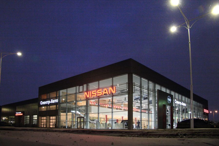 Nissan Спектр-Авто